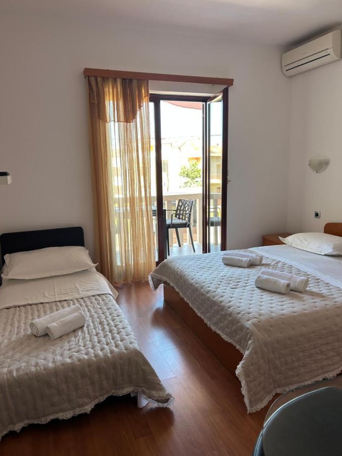 Apartmani Baki Podstrana Eksteriør billede