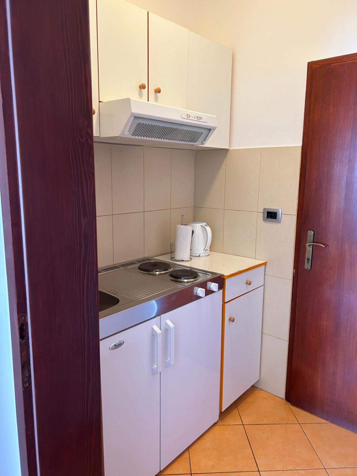 Apartmani Baki Podstrana Eksteriør billede